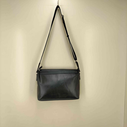 マッキントッシュフィロソフィー MACKINTOSH PHILOSOPHY ブレイヴァル フラップ付きレザーショルダーバック メンズ